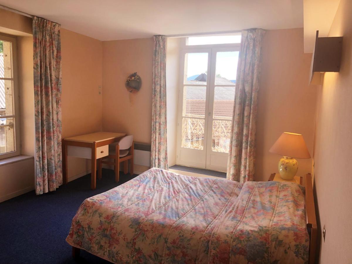 Adonis Chambres D'Hotes Saint-Germain-Laprade Exterior photo